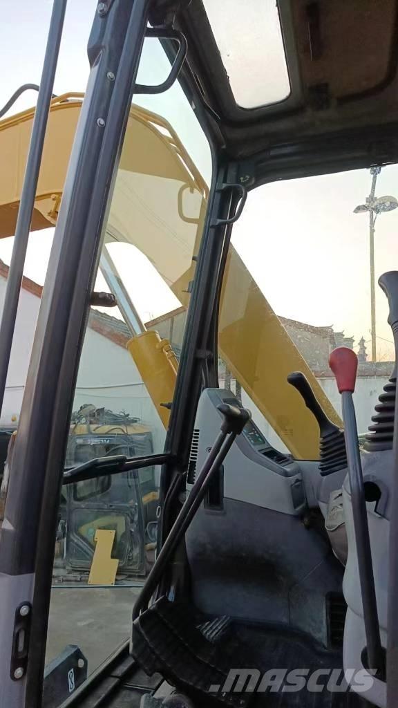 Komatsu PC 78 US Bandgrävare