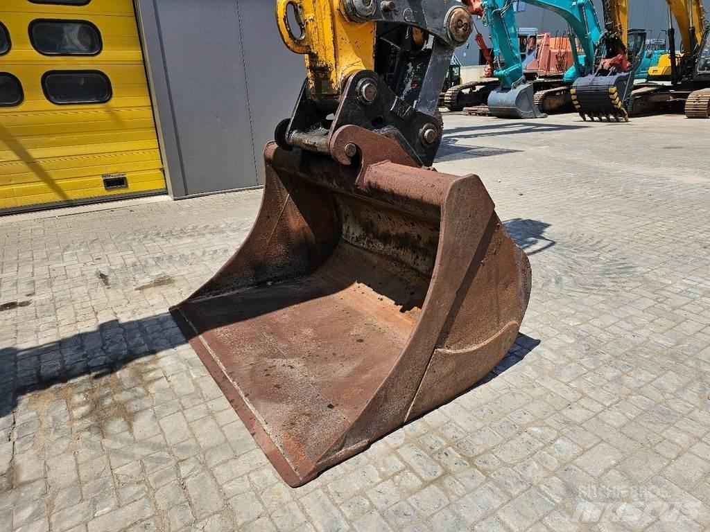 Liebherr 906 Bandgrävare