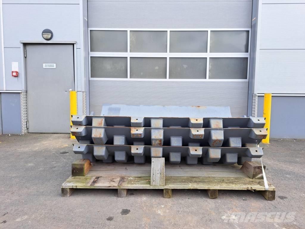 Hamm HC 130i Band, kedjor och underreden