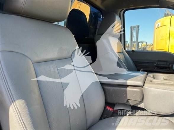 Ford F550 Entreprenad - Övrigt