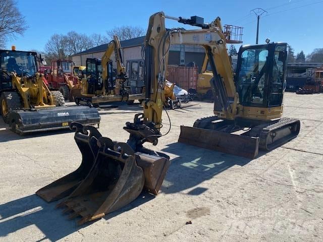 CAT 305 CR Minigrävare < 7t