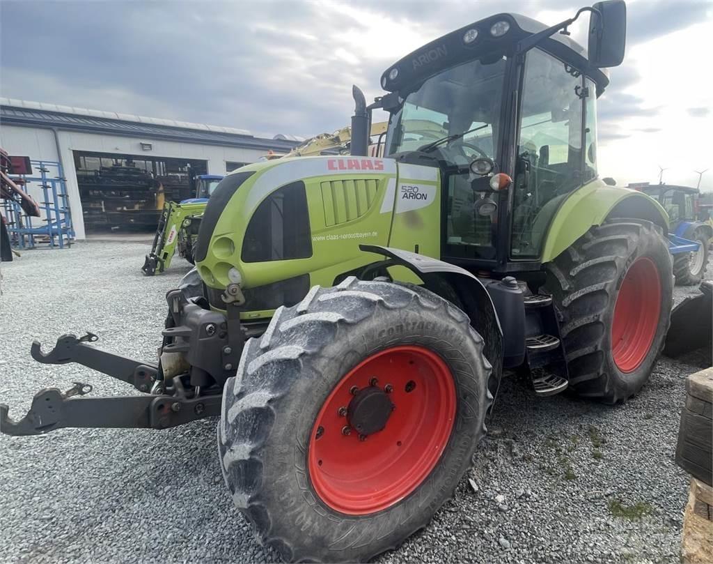 CLAAS Arion 520 Traktorer