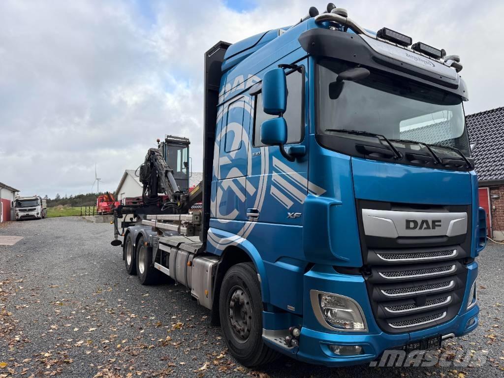 DAF XF 530 6x4 Transportbilar för Skogsmaskiner