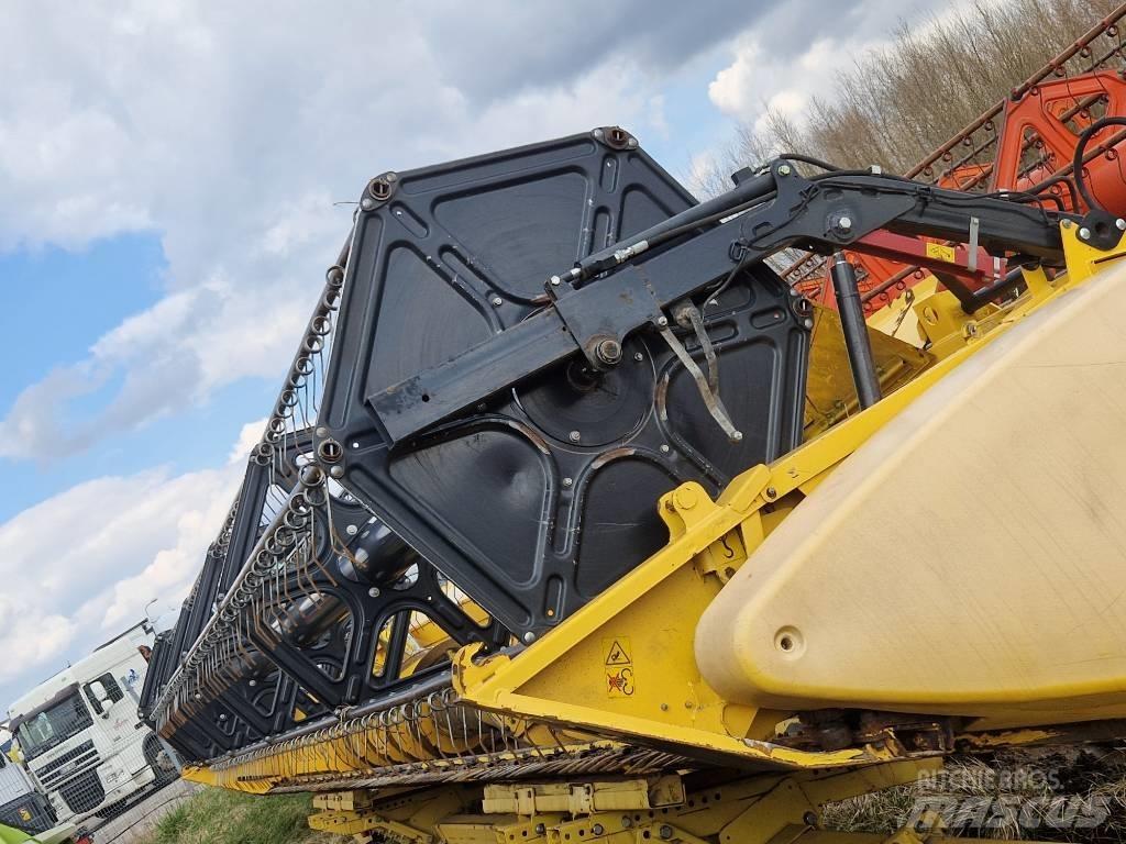 New Holland CX 8070 Skördetröskor