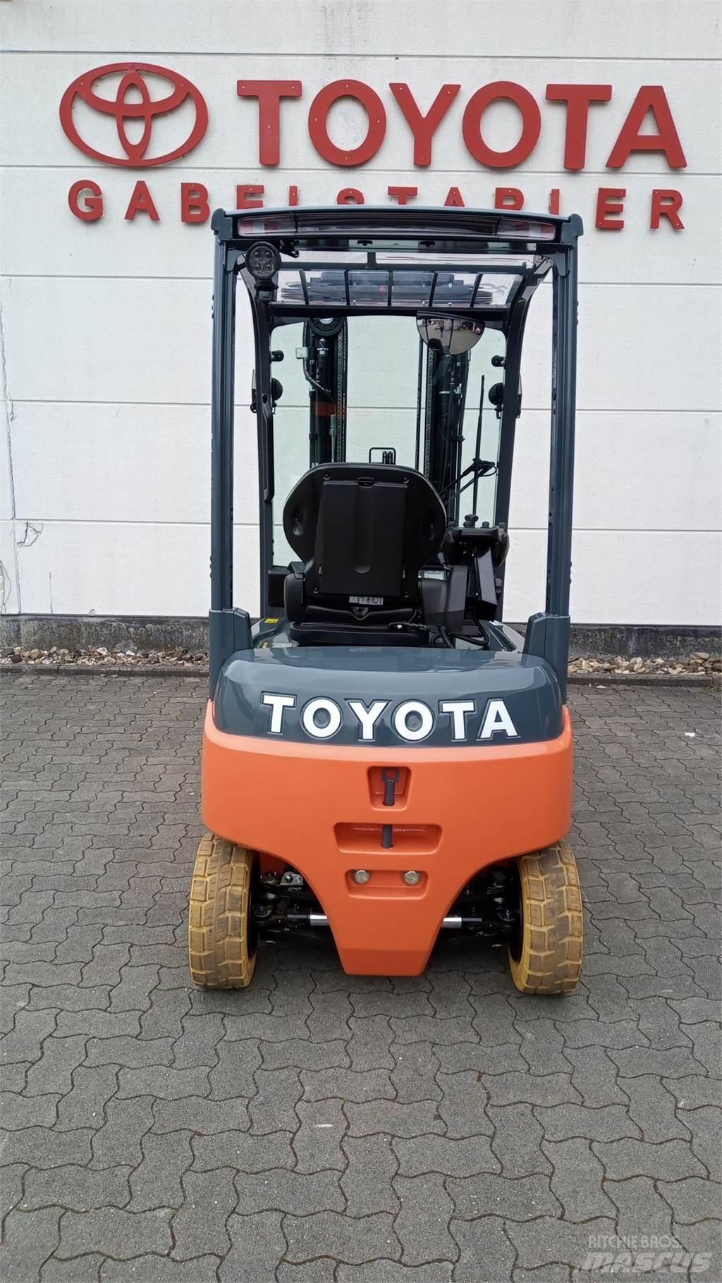 Toyota 8FBMK16T Elmotviktstruckar