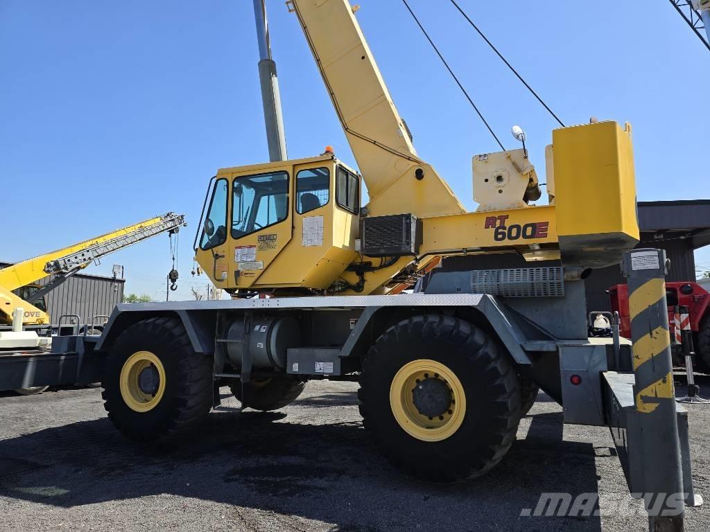 Grove RT 600 E Terrängkranar (Grov terräng)