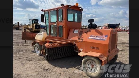 Broce KR 350 Sopmaskiner