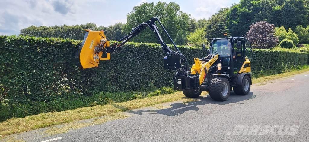 McConnel PA4330 Häcksaxar