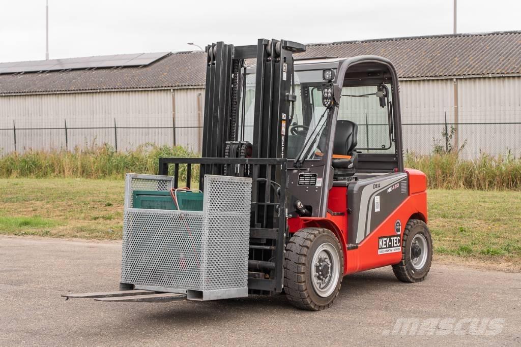 Manitou ME 450 Elmotviktstruckar