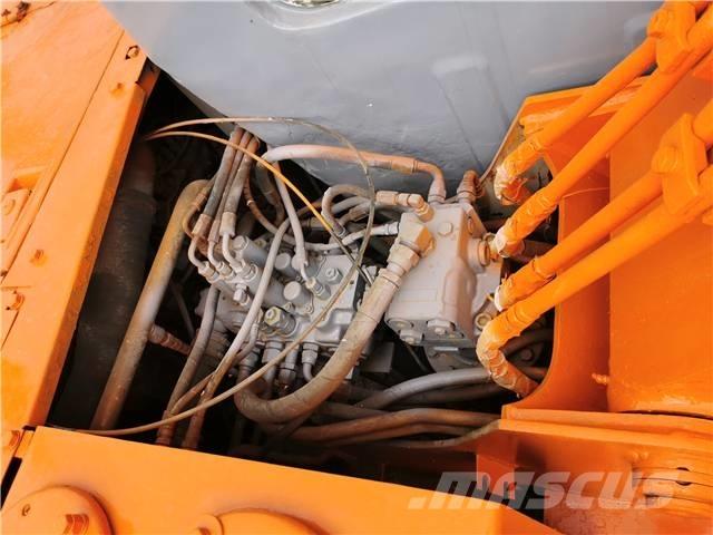 Hitachi EX60 Bandgrävare