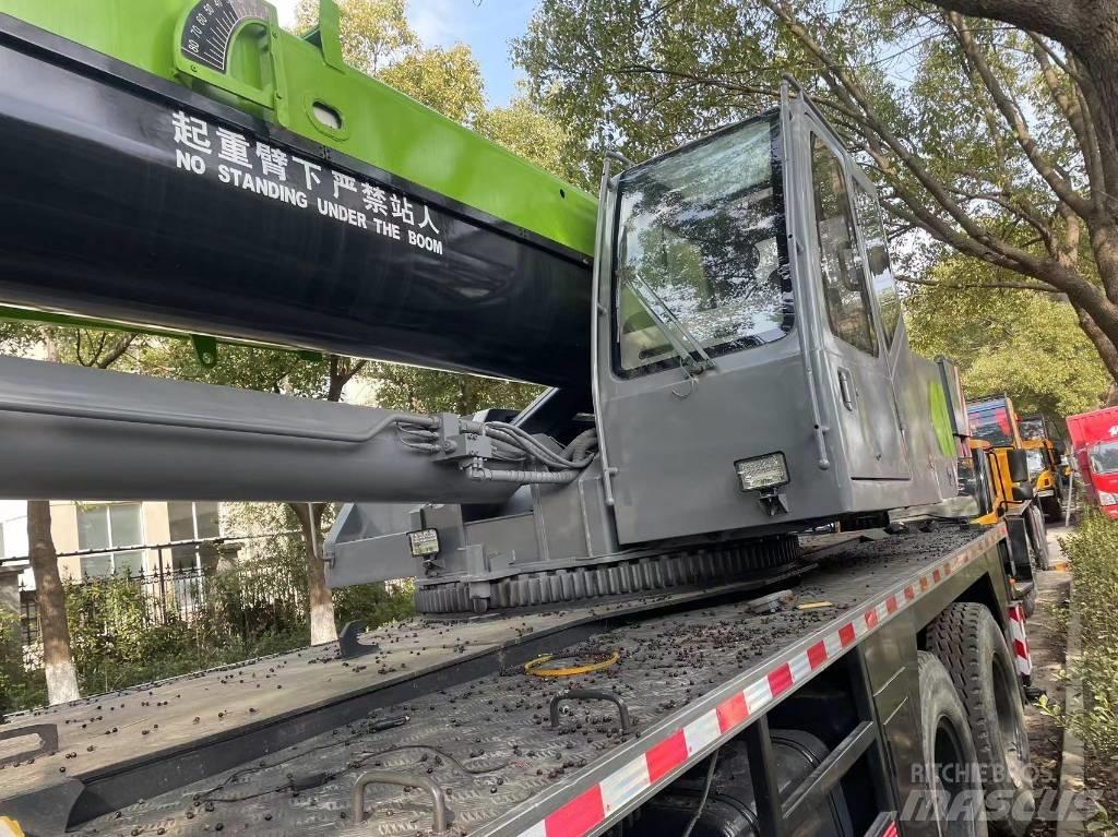 Zoomlion ZTC 700 V Allterrängkranar