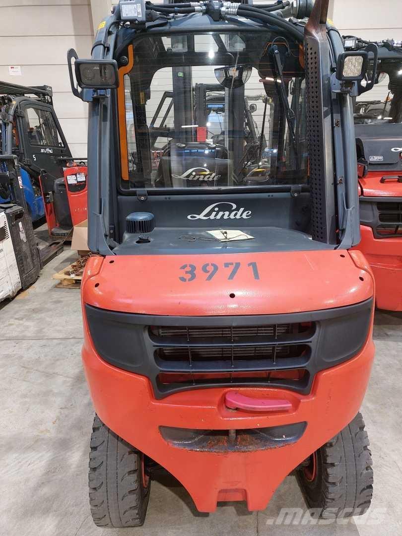 Linde H30D Dieselmotviktstruckar