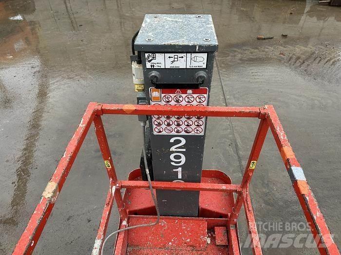 SkyJack SJ16 Saxliftar