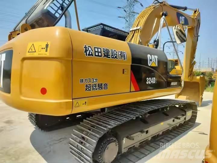 CAT 324D2 Bandgrävare