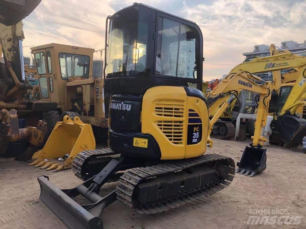 Komatsu PC35 Minigrävare < 7t