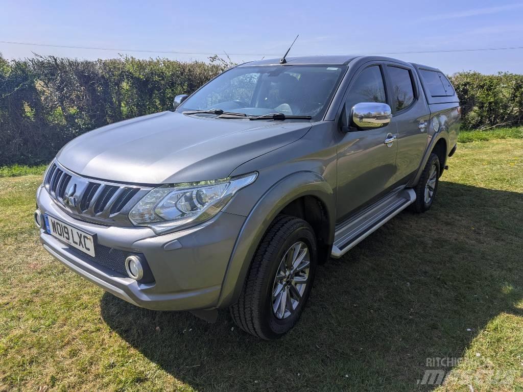 Mitsubishi L 200 Flakbilar/Pickuper
