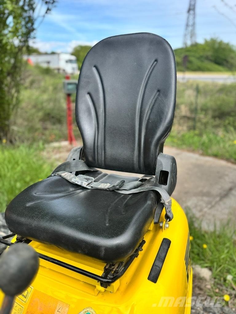 Komatsu PC 09 Minigrävare < 7t