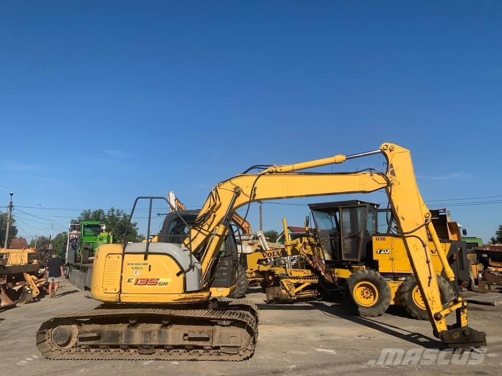 New Holland E 135 SR Bandgrävare