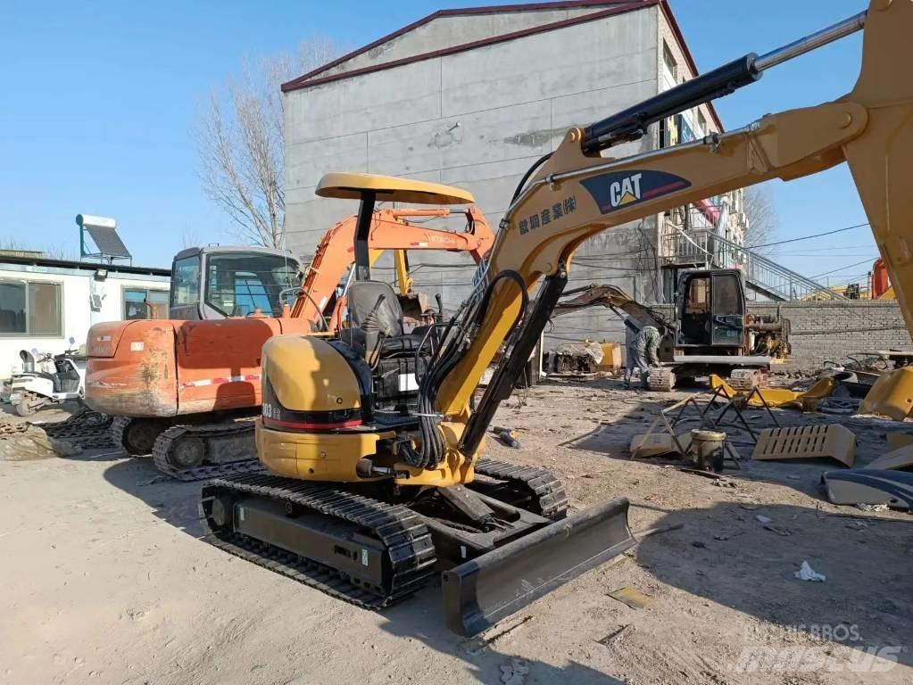 CAT 303 CR Minigrävare < 7t