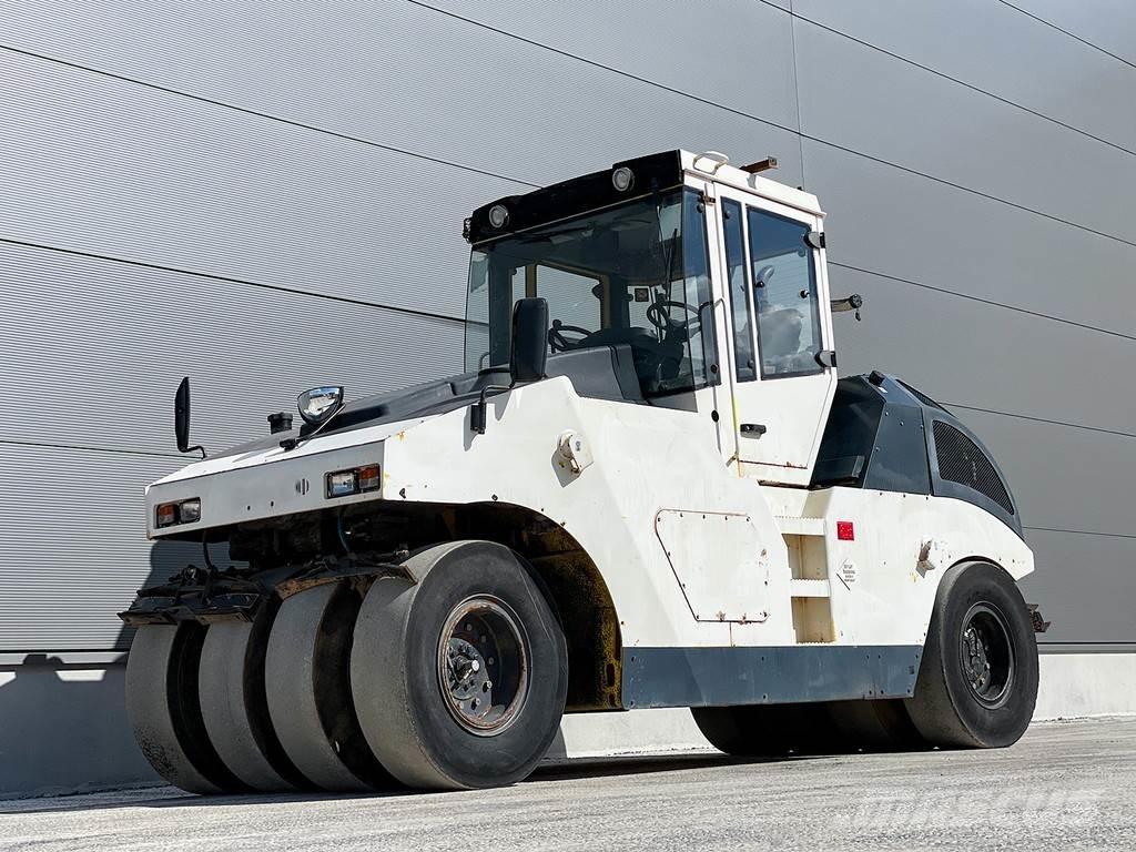 Bomag BW 24 RH Pneumatiska Hjulvältar
