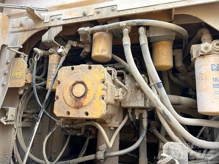 CAT 374 LME Specialgrävmaskiner