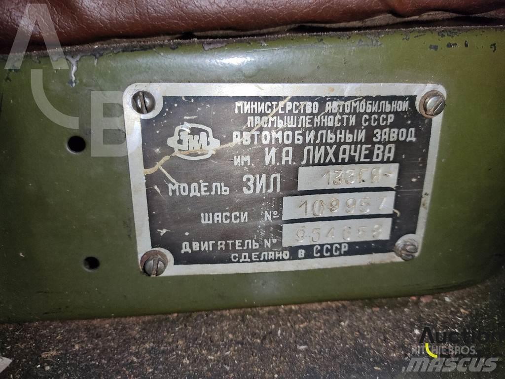 ZIL 133 Allterrängkranar