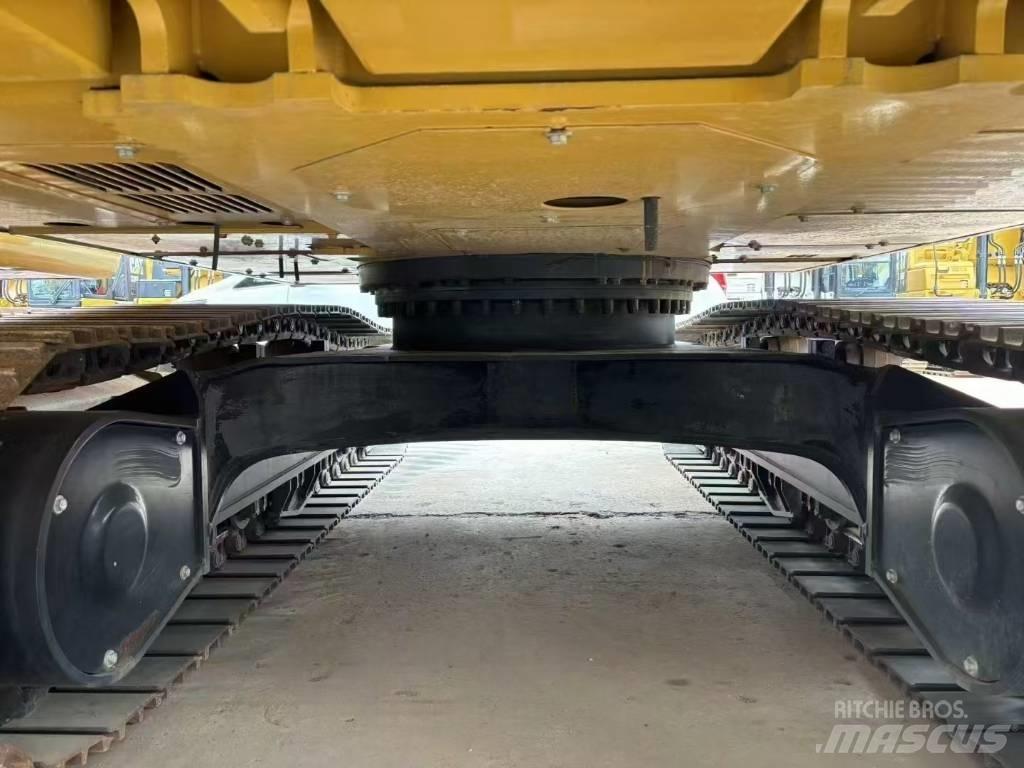 CAT 320 E Bandgrävare