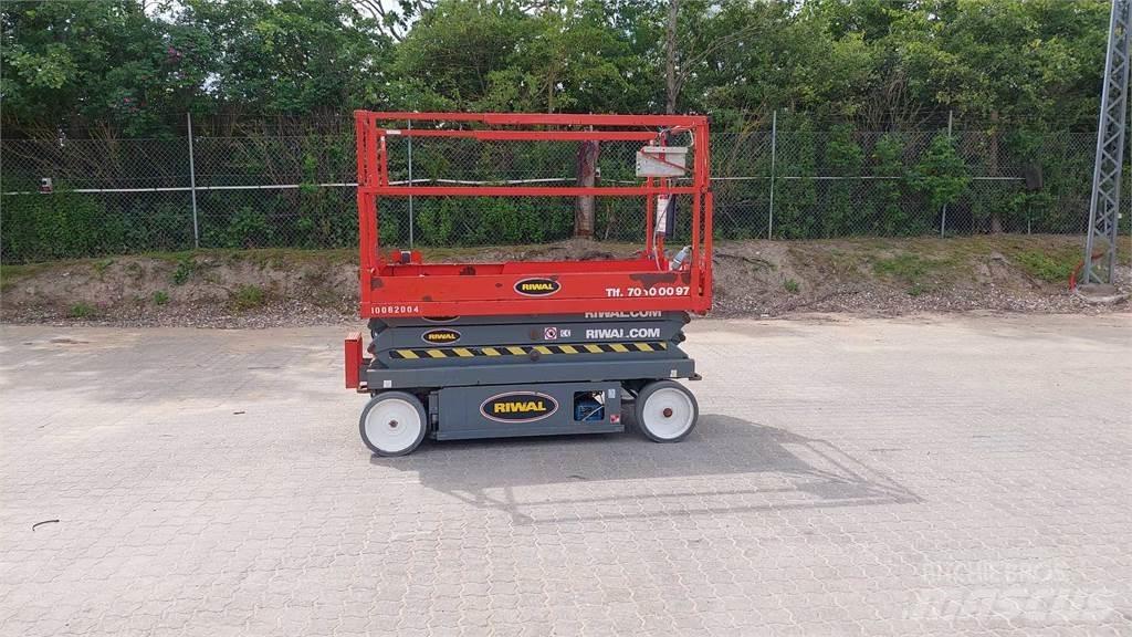 SkyJack SJIII4620 Saxliftar