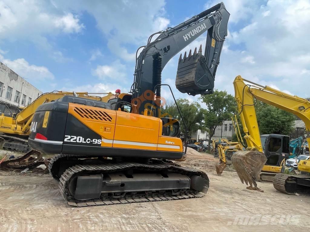 Hyundai Robex 220 Bandgrävare