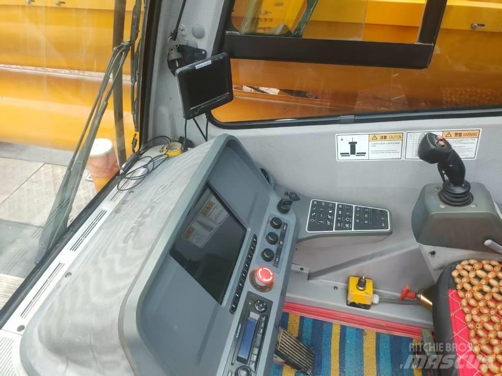 XCMG XCT 130 Allterrängkranar