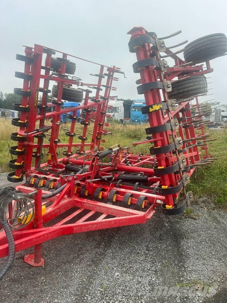 Väderstad NZA700 Harvar