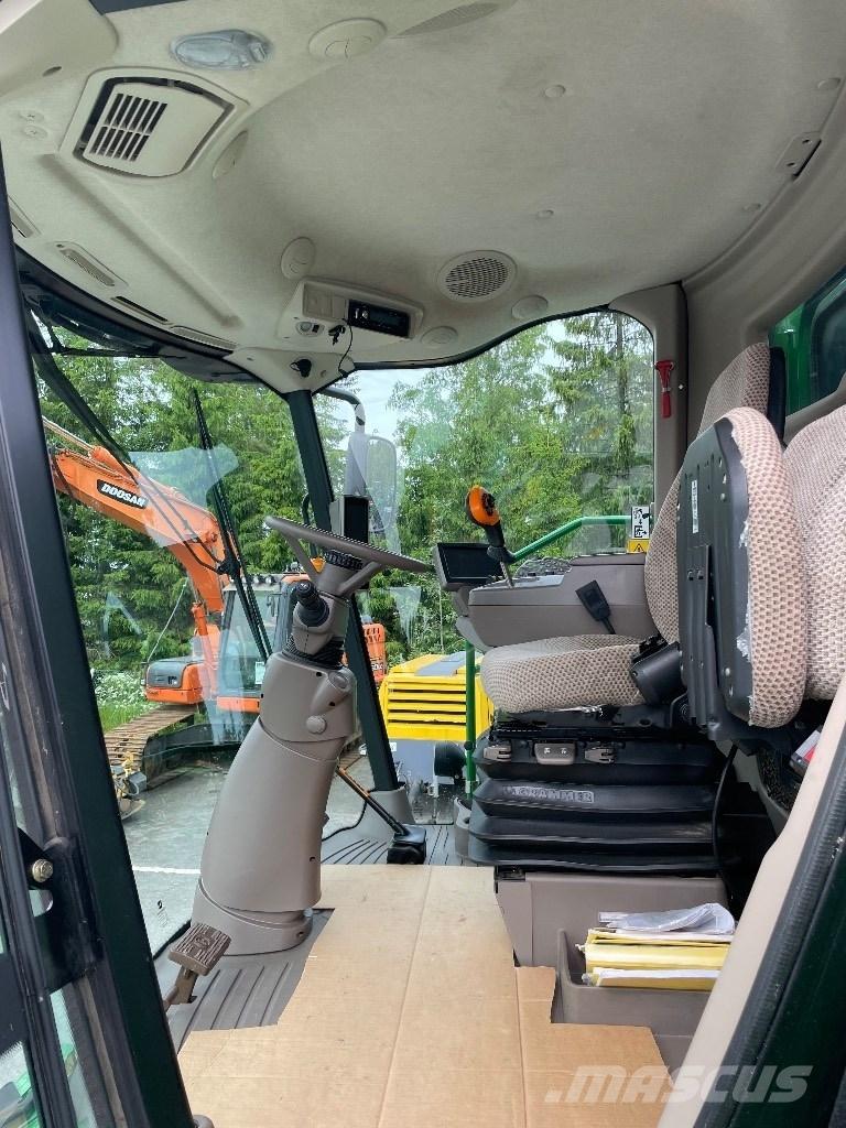 John Deere W540 Skördetröskor