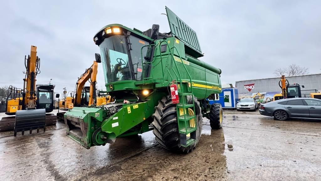John Deere 9880 STS Skördetröskor