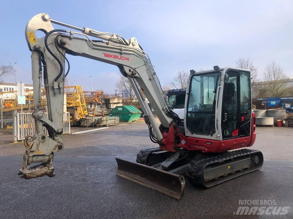 Takeuchi TB 370 Midigrävmaskiner 7t - 12t