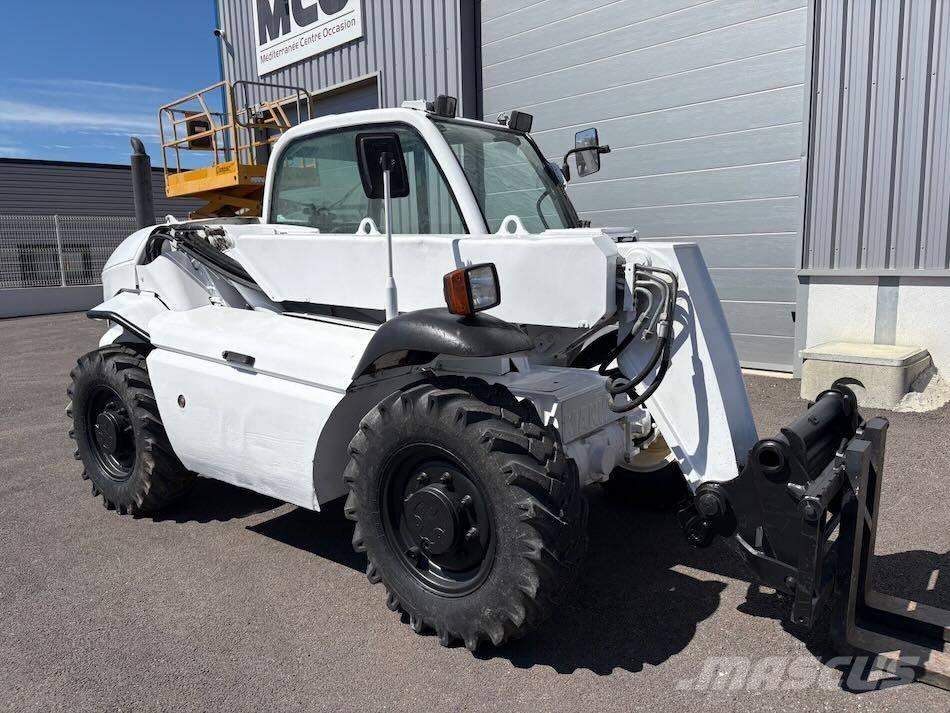 Manitou MT 523 Teleskoplastare