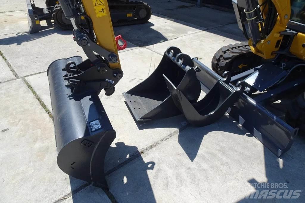 XCMG XE27E Bandgrävare