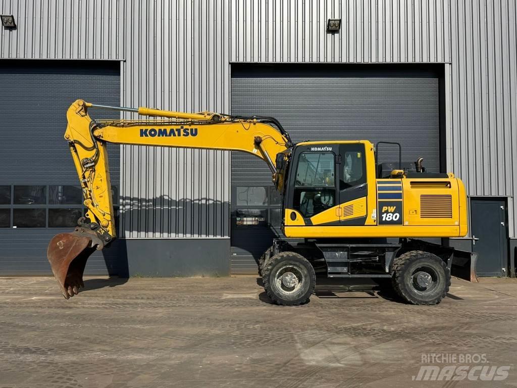 Komatsu PW180-11 Hjulgrävare