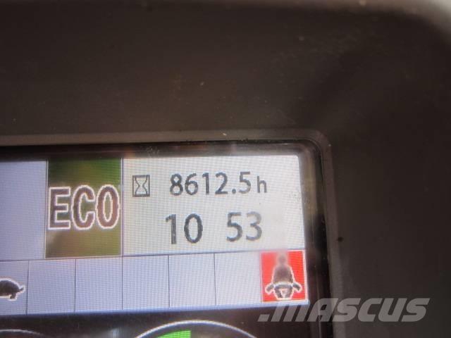 Hitachi ZX 135 Bandgrävare