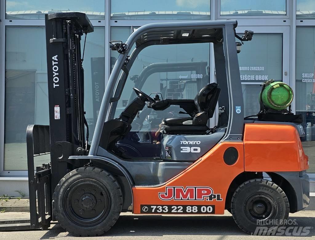 Toyota 8 FG 30 F Gasolmotviktstruckar