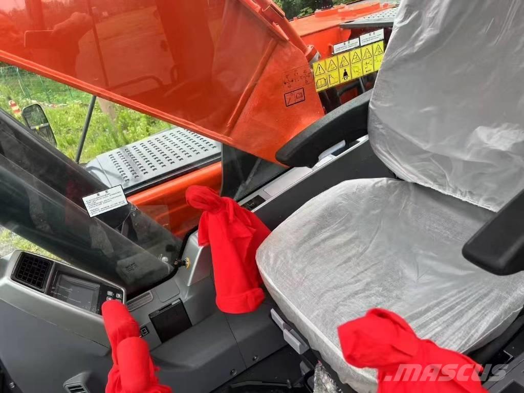Doosan DX 225LC-9C Bandgrävare
