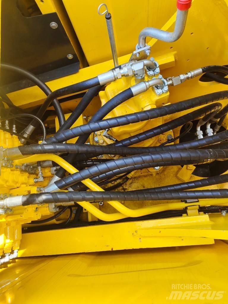 Komatsu PC 240 LC-8 Bandgrävare