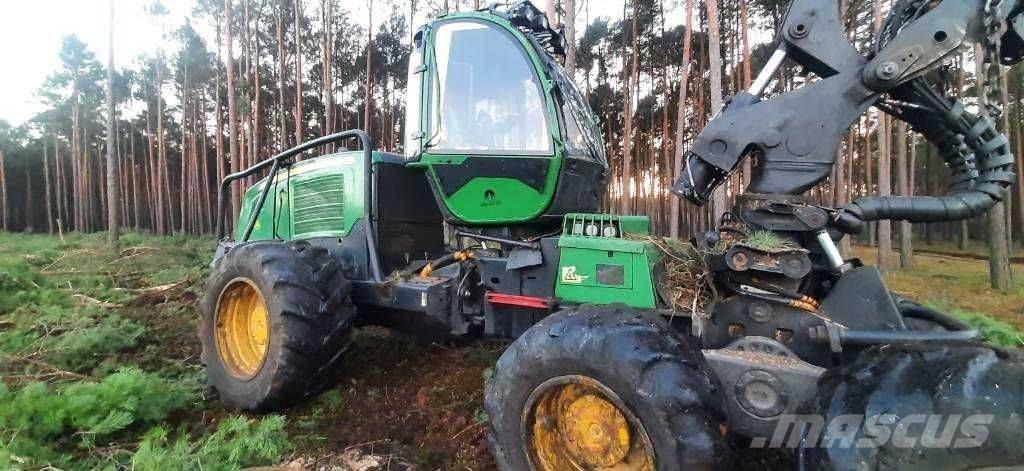John Deere 1270 E Skördare