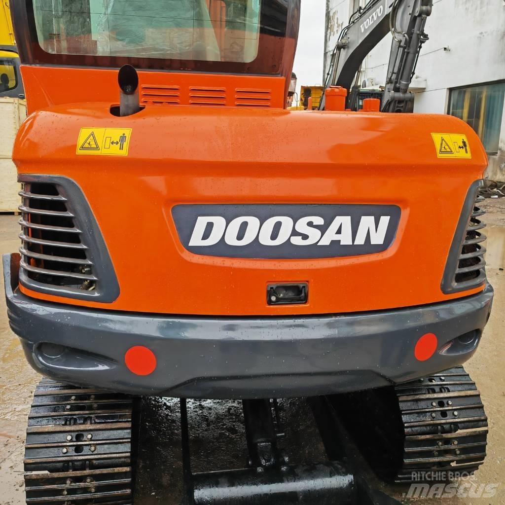 Doosan DX55 Minigrävare < 7t