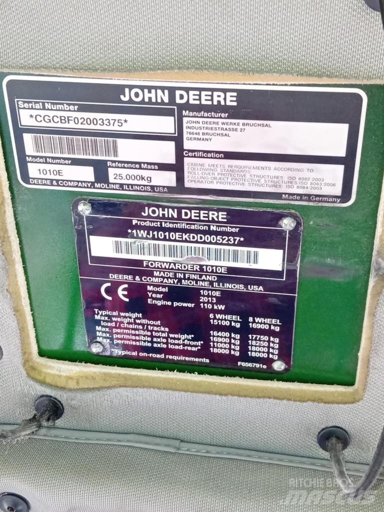 John Deere 1010 E Skotare