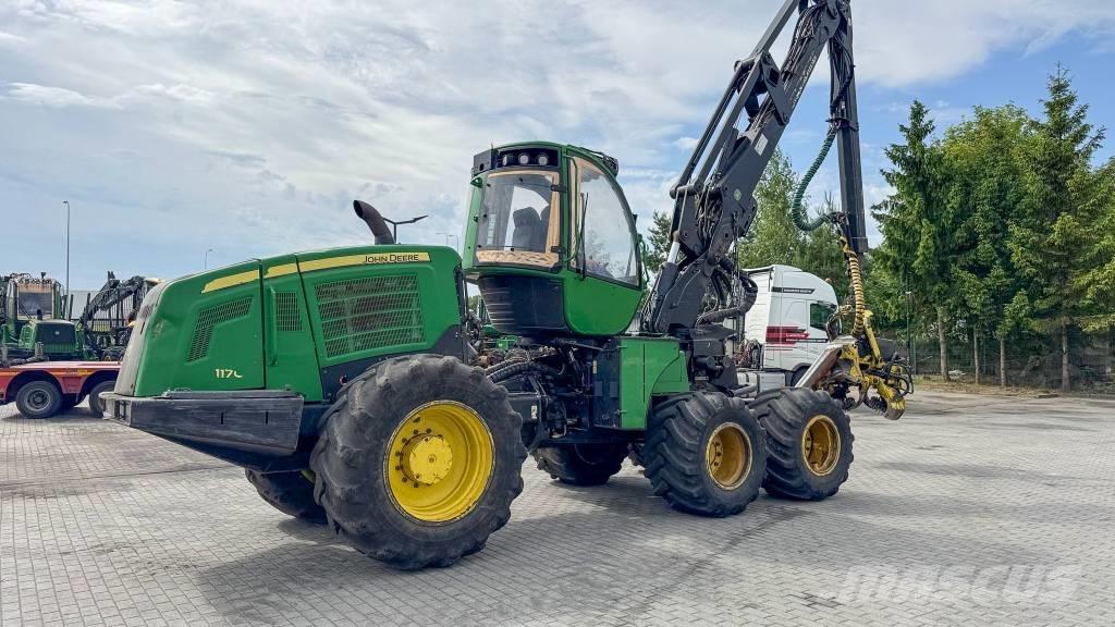 John Deere 1170 E Skördare