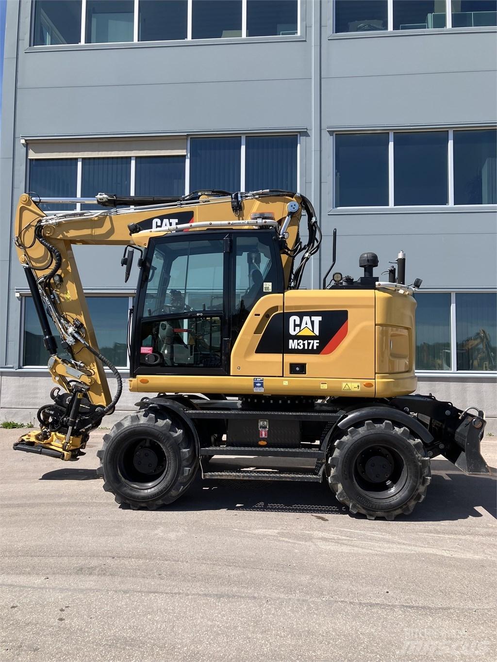 CAT 317 F Hjulgrävare