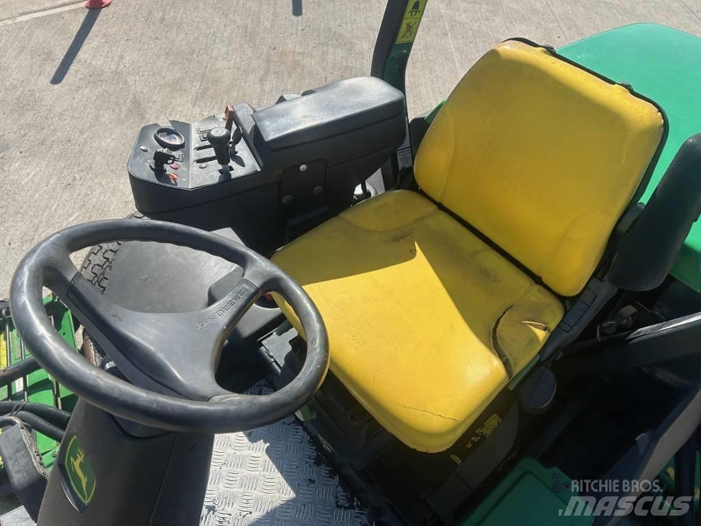 John Deere 3235C Fairway-gräsklippare