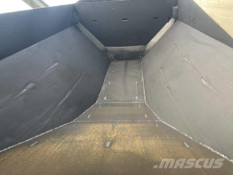 Komatsu HM 400-1 Midjestyrd dumper