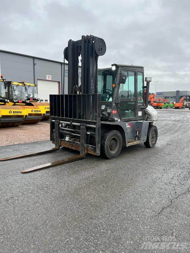 Nissan L1 F6 F70 Y Dieselmotviktstruckar