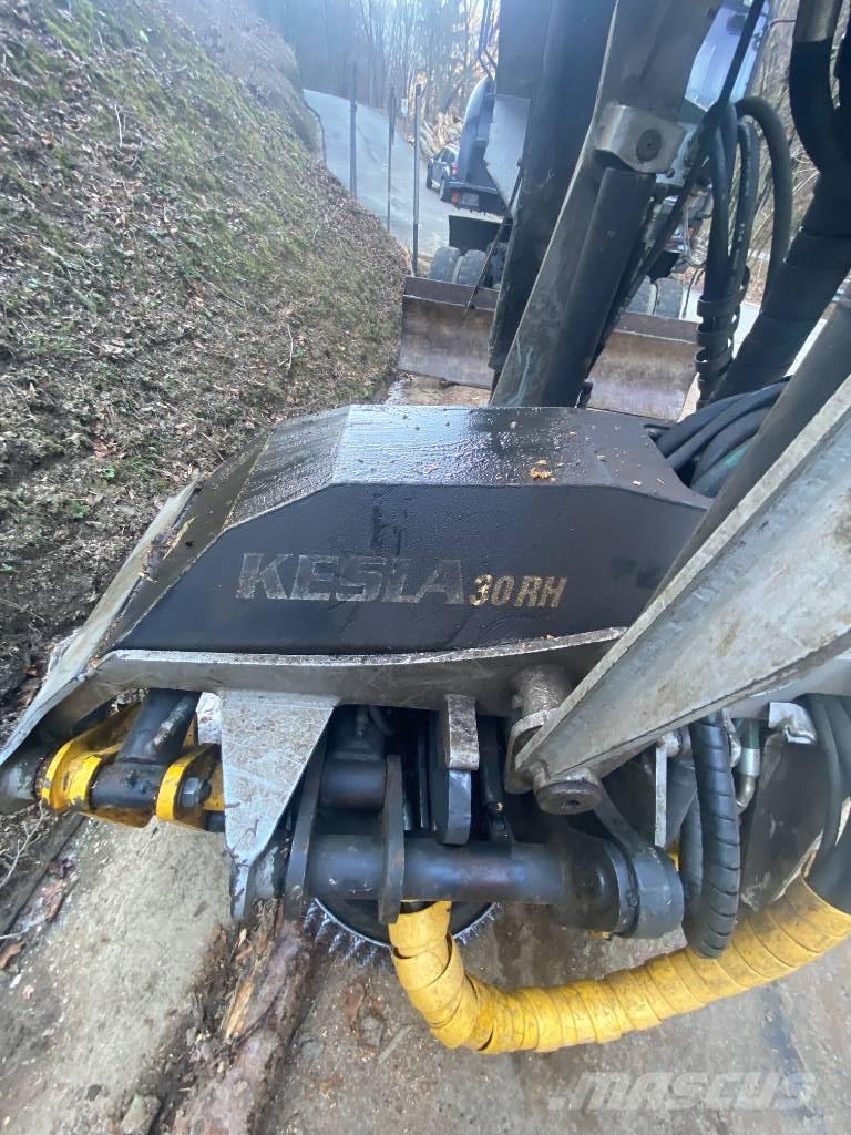 Kesla 30RH Skördare